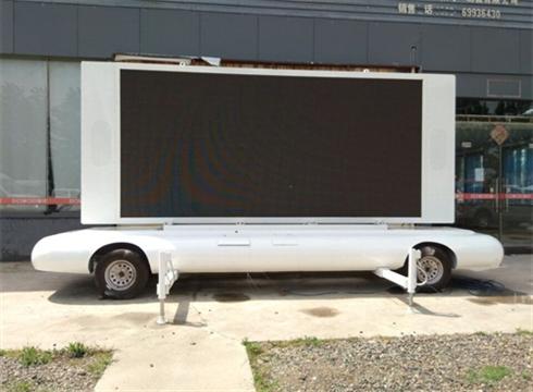 LED牽引汽車(chē)